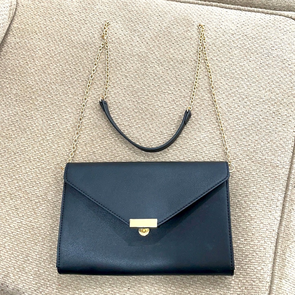 Black gold chain crossbody ALDO